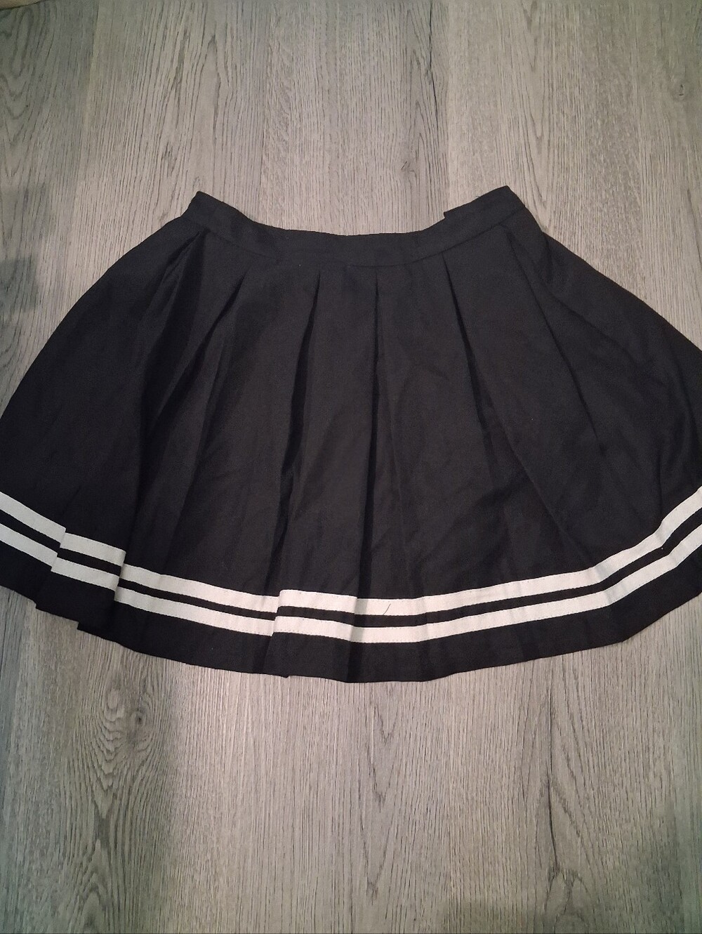 Hot Topic Black White Pleated Cheerleader Mini Skirt Goth Y2K XS